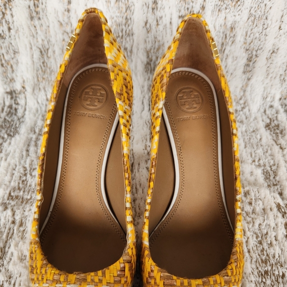 Tory Burch "Penelope" Yellow Textured Woven Cap Toe Pumps | Women's Size 6.5 - Picture 6 of 13